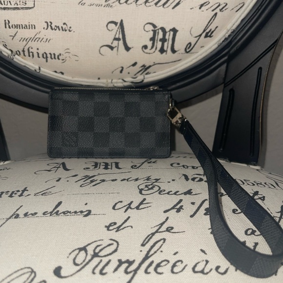 LOUIS VUITTON Playphone 8+ Coin Purse Wallet N60106 Damier Graphite Black Blue - Picture 4 of 10